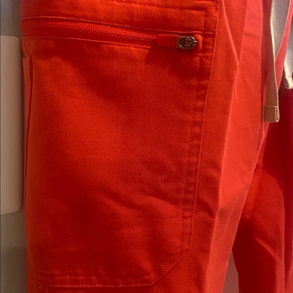 FIGS pants - Picture 7 of 9